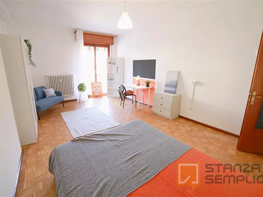 Immagine 4 di Stanza singola in affitto  in Via Como 10 a Lecco