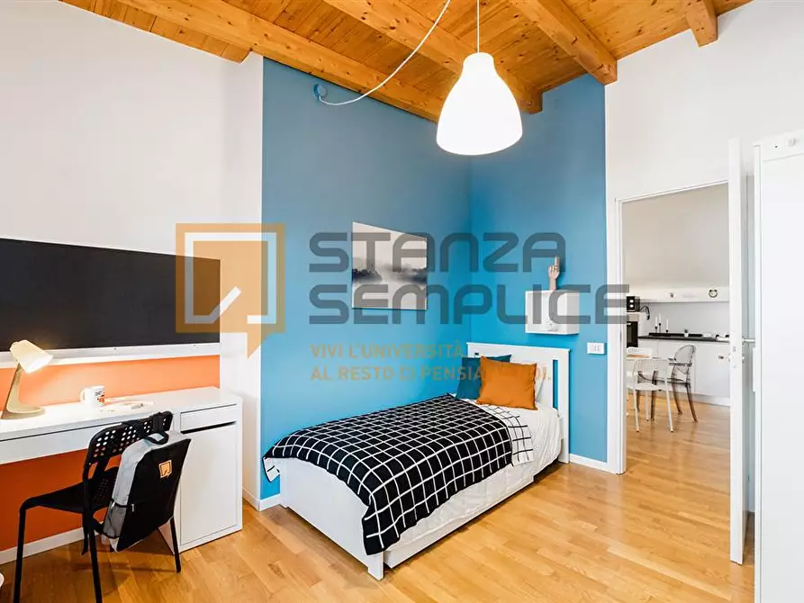 Immagine 1 di Stanza singola in affitto  in VIA VITTORIO EMANUELE 31 D a Bergamo