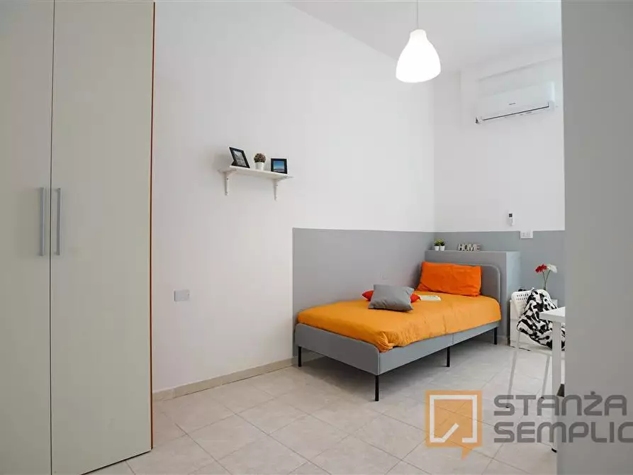 Immagine 4 di Stanza singola in affitto  in Vico Noce 27 a Napoli