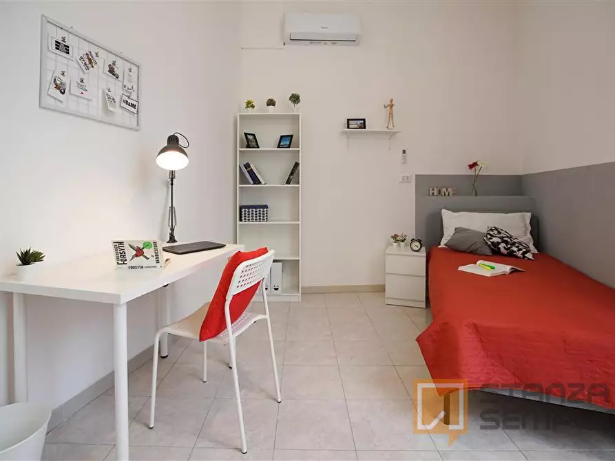 Immagine 2 di Stanza singola in affitto  in Vico Noce 27 a Napoli