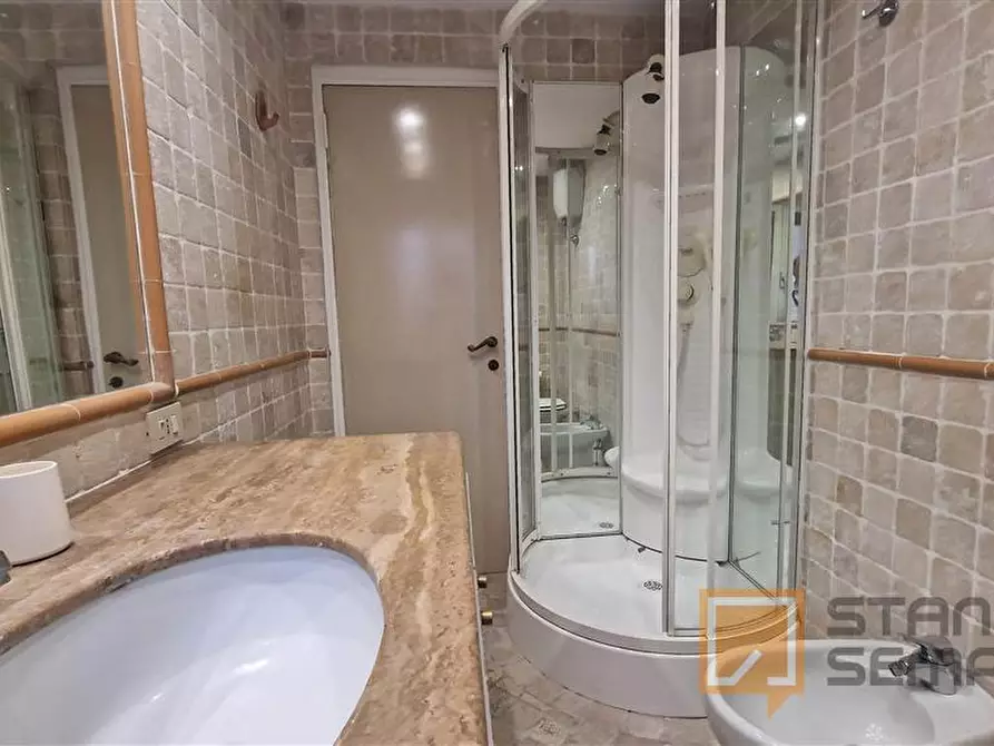 Immagine 15 di Stanza singola in affitto  in Via Ambrosini, 1 a Roma