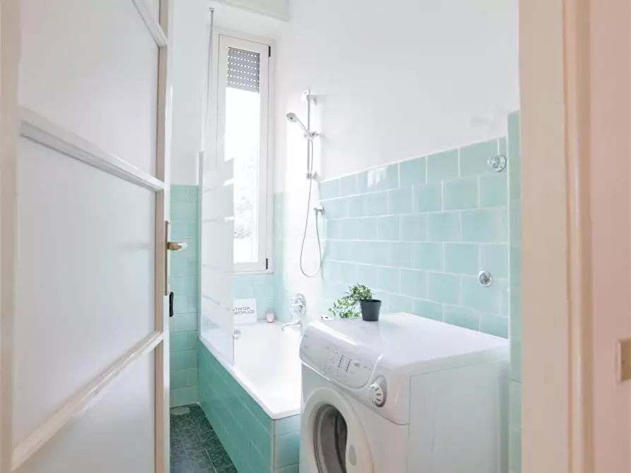 Immagine 9 di Stanza singola in affitto  in Via Belvedere 32 a Lecco