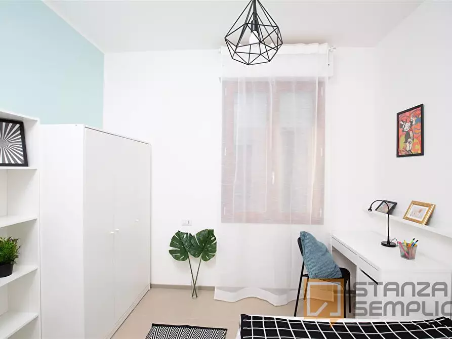 Immagine 6 di Stanza singola in affitto  in VICOLO GIOIA,1 a Rimini