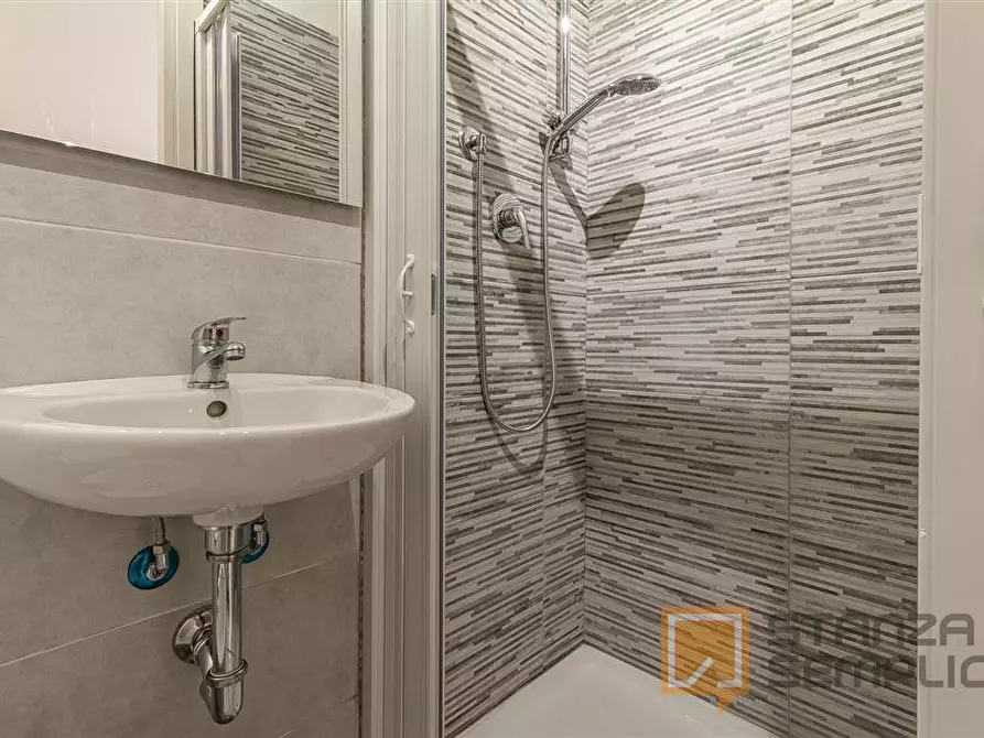 Immagine 2 di Stanza singola in affitto  in Via Michele Coppino SNC - interno piazza 26 (2°P e 3°P) a Sassari