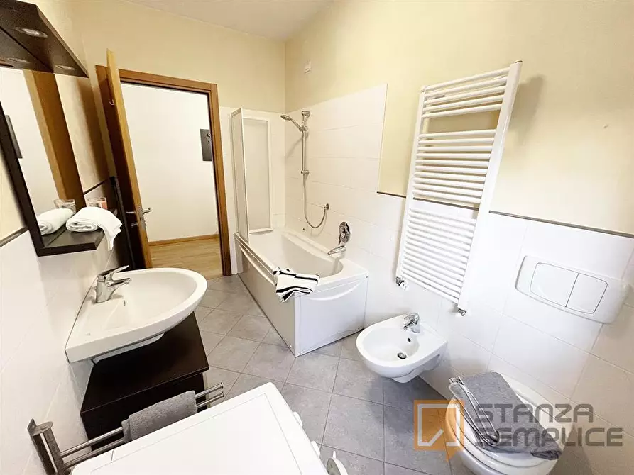 Immagine 10 di Stanza singola in affitto  in VIA BERIZZI 16 a Bergamo