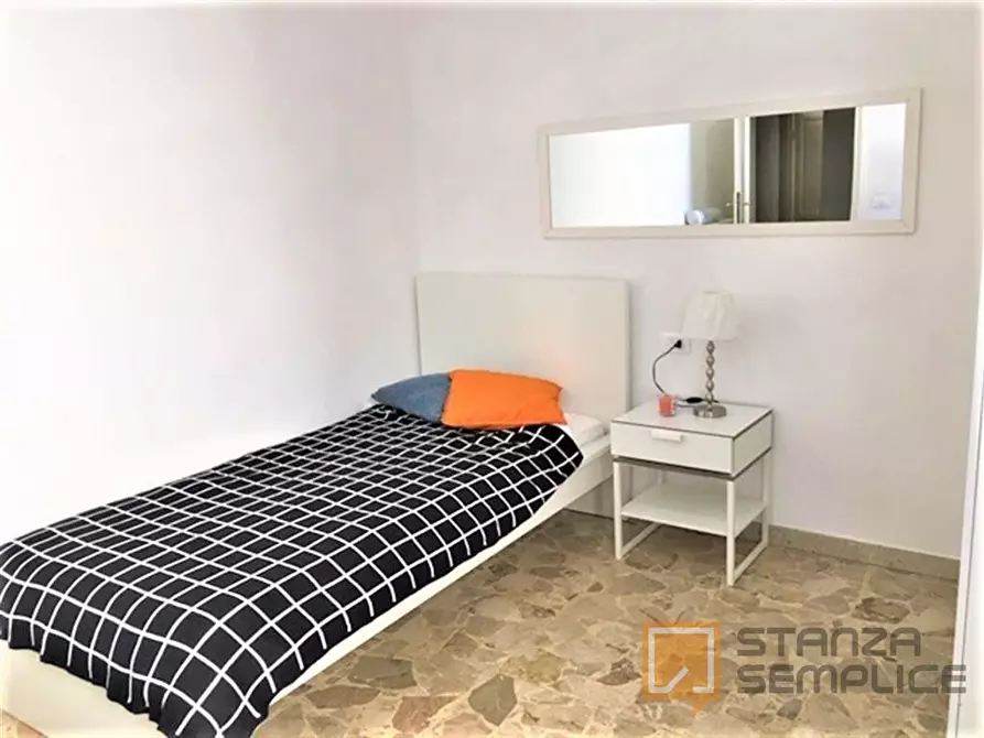 Immagine 2 di Stanza singola in affitto  in VIA DELLA COLONNA 35 a Firenze