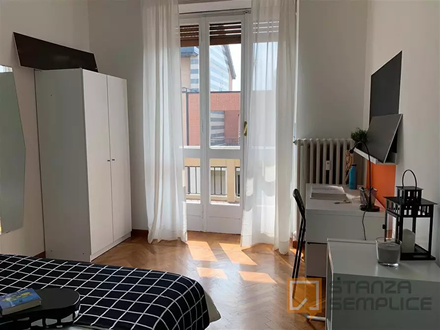 Immagine 2 di Stanza singola in affitto  in Via Elba n.10 a Torino