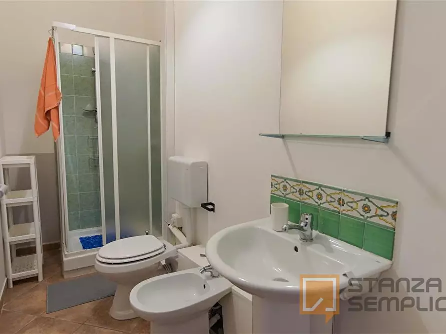 Immagine 20 di Stanza singola in affitto  in Via Pignasecca n. 15  a Napoli