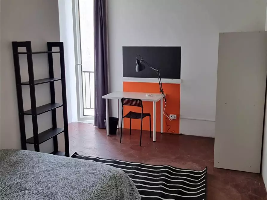 Immagine 2 di Stanza singola in affitto  in Via Pietro Trinchera n. 4 a Napoli