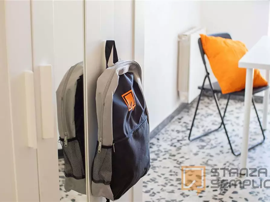 Immagine 2 di Stanza singola in affitto  in Via Tiziano n.62 a Cagliari