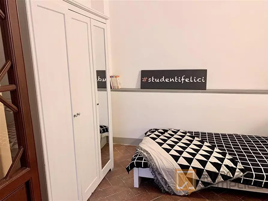 Immagine 2 di Stanza singola in affitto  in VIA S. ANTONINO 13 (1) a Firenze