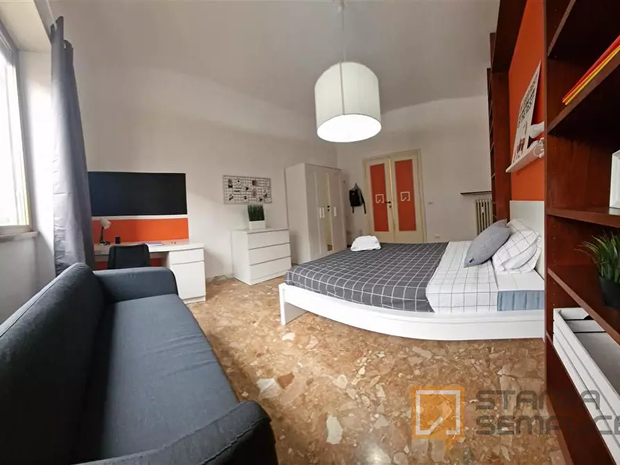 Immagine 5 di Stanza singola in affitto  in Piazza Cardinal Ferrari, 2 a Roma