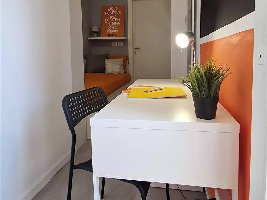 Immagine 8 di Stanza singola in affitto  in Lungotevere di Pietra Papa, 61  a Roma