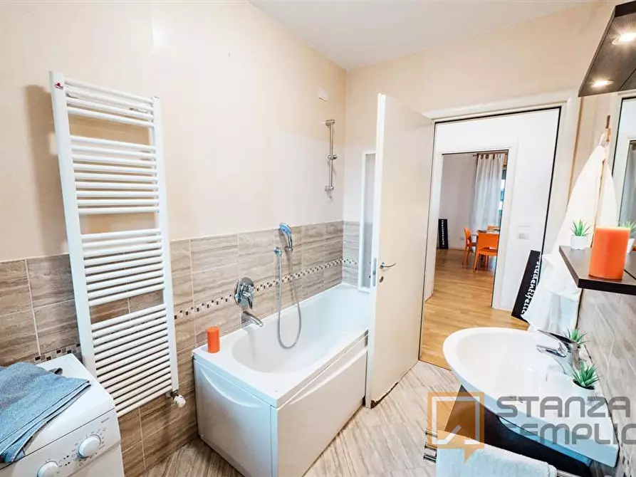 Immagine 14 di Stanza singola in affitto  in VIA BERIZZI 25 a Bergamo