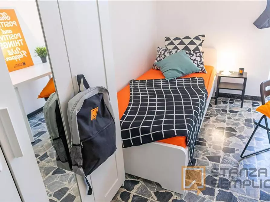 Immagine 1 di Stanza singola in affitto  in Via Tiziano n.62 a Cagliari