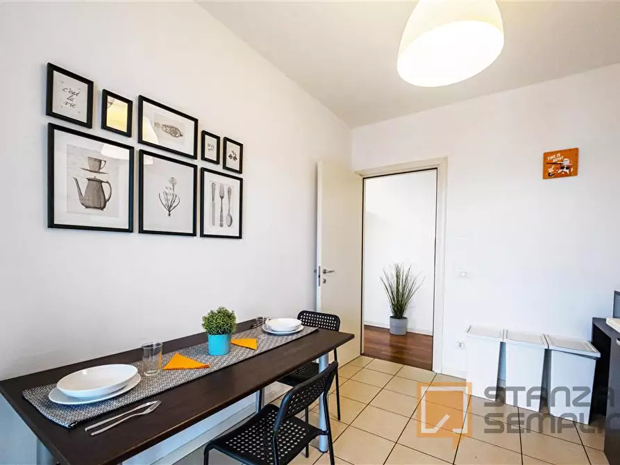 Immagine 7 di Stanza singola in affitto  in VIA BERIZZI 41 a Bergamo