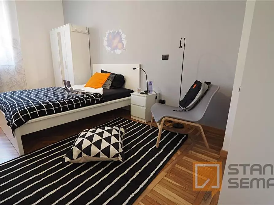 Immagine 1 di Stanza singola in affitto  in Corso Sommeiller 19 a Torino