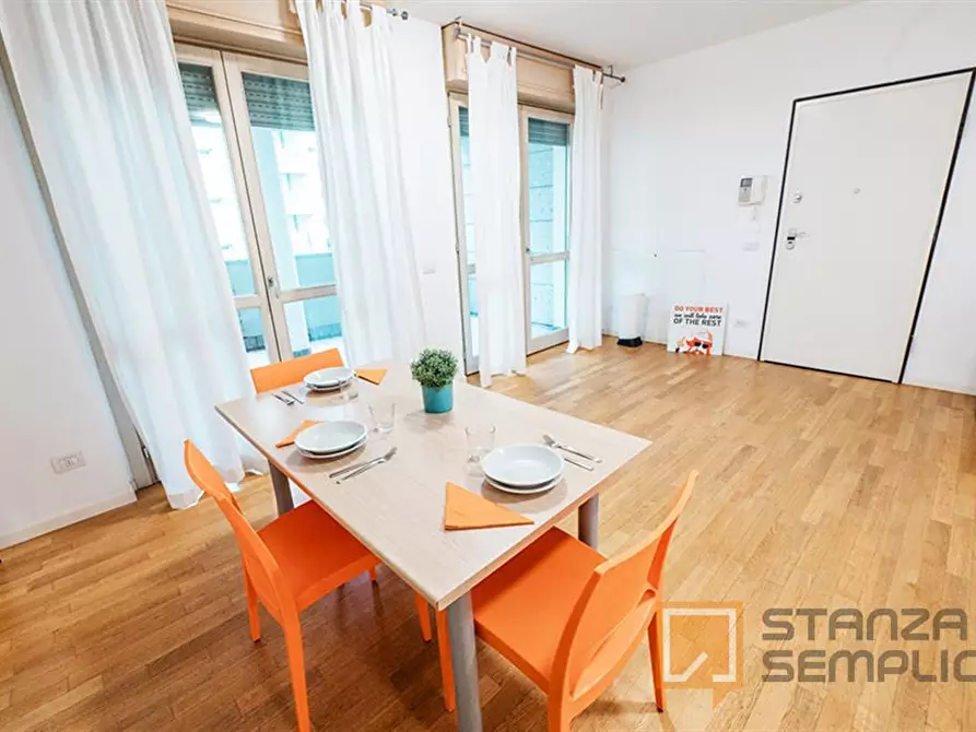 Immagine 10 di Stanza singola in affitto  in VIA BERIZZI 19 a Bergamo