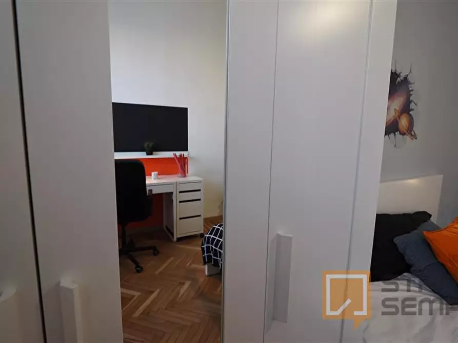 Immagine 5 di Stanza singola in affitto  in Corso Sommeiller 19 a Torino