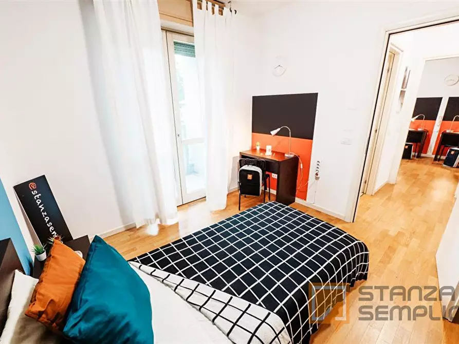 Immagine 4 di Stanza singola in affitto  in VIA BERIZZI 19 a Bergamo