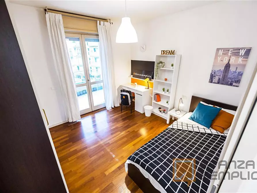 Immagine 1 di Stanza singola in affitto  in VIA BERIZZI 41 a Bergamo