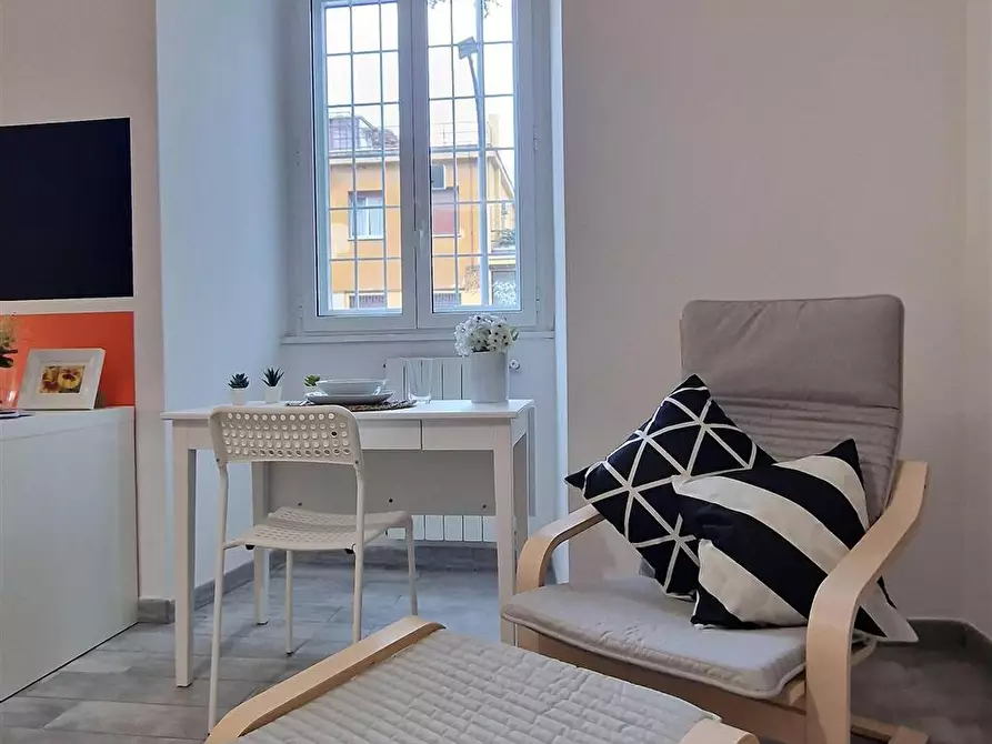 Immagine 6 di Stanza singola in affitto  in Via Ostiense, 343 a Roma