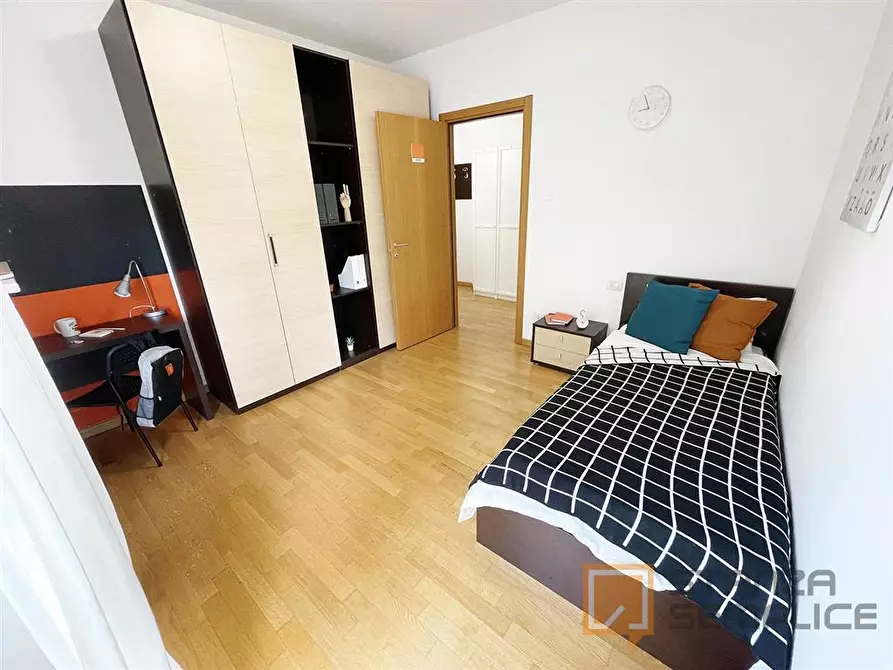 Immagine 3 di Stanza singola in affitto  in VIA BERIZZI 16 a Bergamo