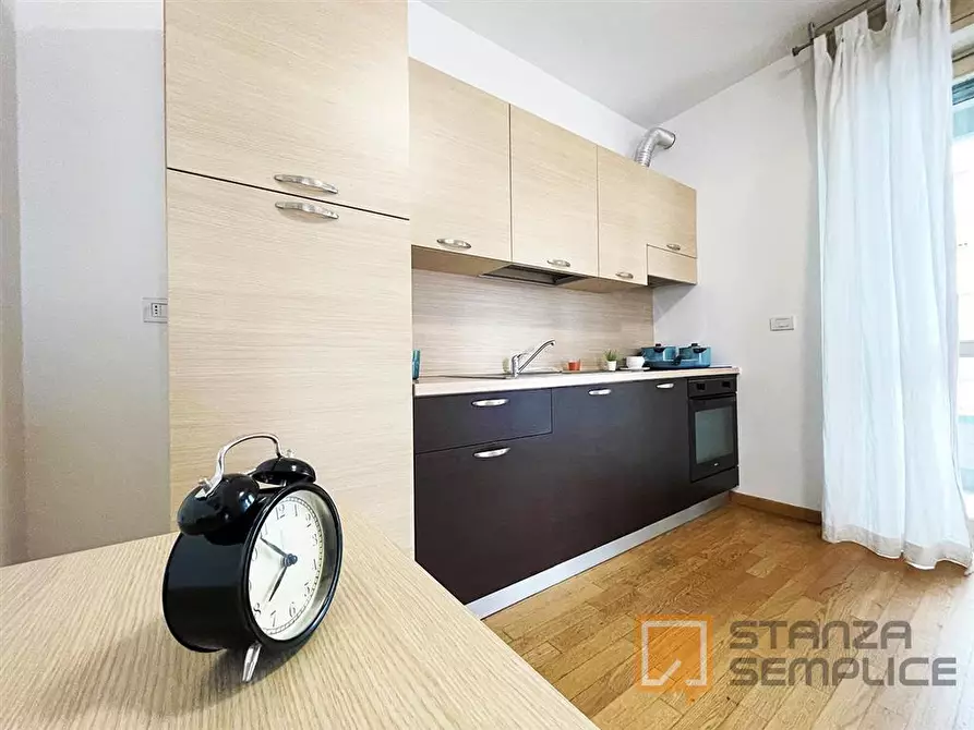 Immagine 5 di Stanza singola in affitto  in VIA BERIZZI 37 a Bergamo