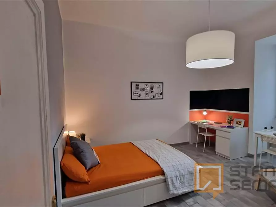 Immagine 2 di Stanza singola in affitto  in Via Ostiense, 343 a Roma