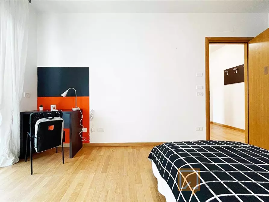 Immagine 4 di Stanza singola in affitto  in VIA BERIZZI 19 a Bergamo