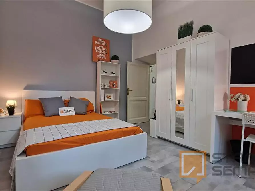 Immagine 6 di Stanza singola in affitto  in Via Via Ostiense, 343 a Roma