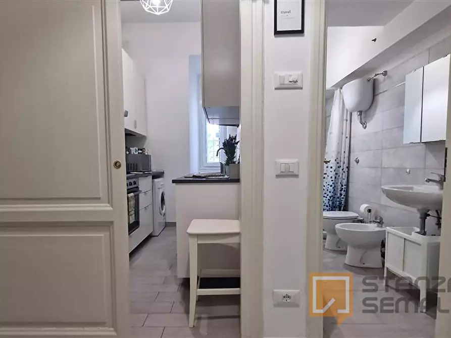 Immagine 25 di Stanza singola in affitto  in Via Ostiense, 343 a Roma