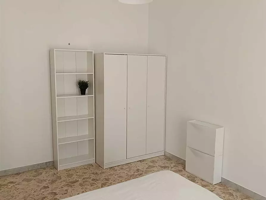 Immagine 2 di Stanza singola in affitto  in Via Castromediano 129 a Bari
