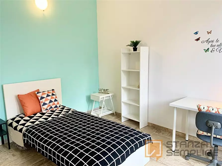 Immagine 4 di Stanza singola in affitto  in VIALE F. REDI 45 a Firenze