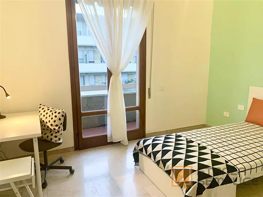 Immagine 7 di Stanza singola in affitto  in VIALE F. REDI 45 a Firenze