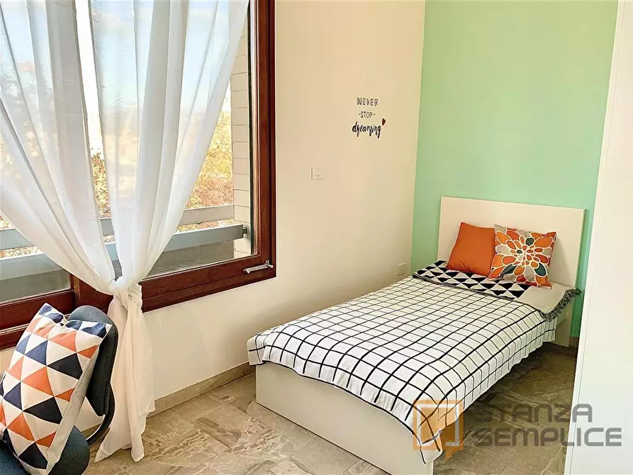 Immagine 1 di Stanza singola in affitto  in VIALE F. REDI 45 a Firenze