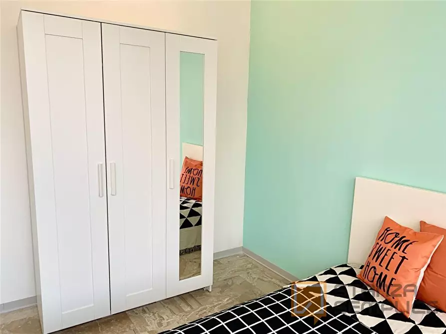 Immagine 1 di Stanza singola in affitto  in VIALE F. REDI 45 a Firenze