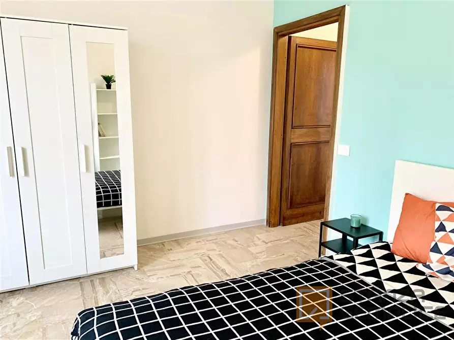 Immagine 2 di Stanza singola in affitto  in VIALE F. REDI 45 a Firenze