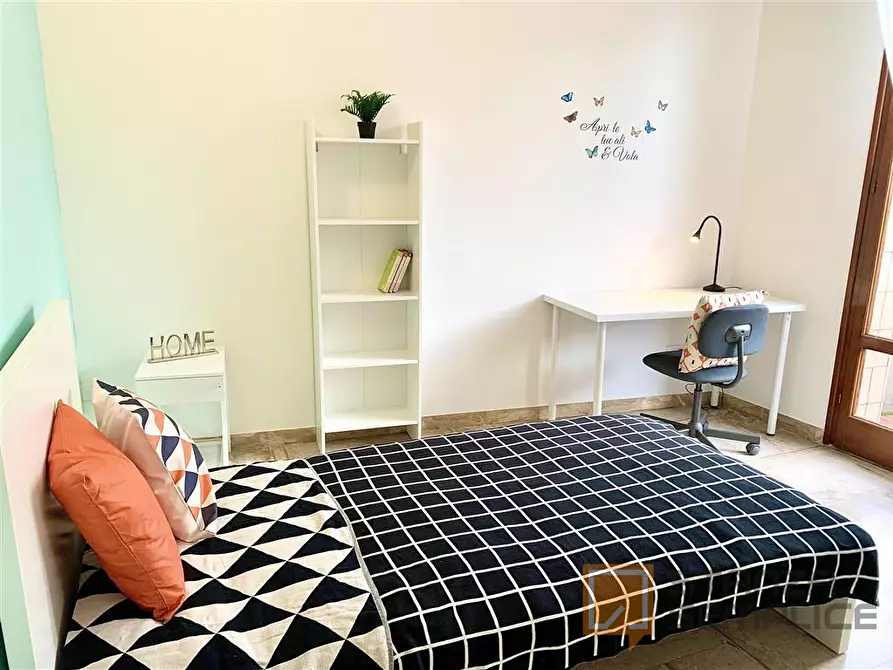 Immagine 7 di Stanza singola in affitto  in VIALE F. REDI 45 a Firenze