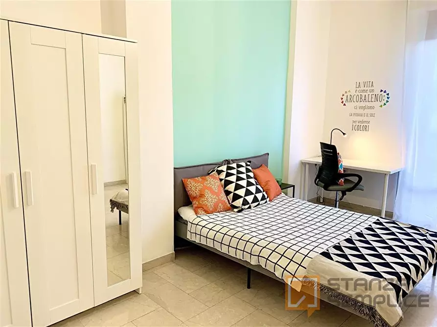 Immagine 4 di Stanza singola in affitto  in VIALE F. REDI 45 a Firenze