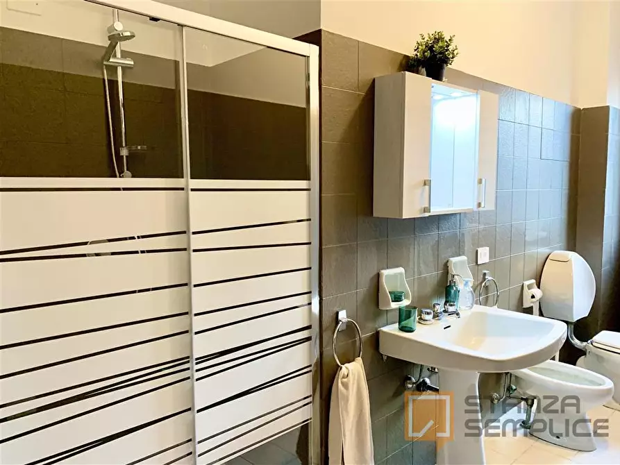 Immagine 26 di Stanza singola in affitto  in VIALE F. REDI 45 a Firenze