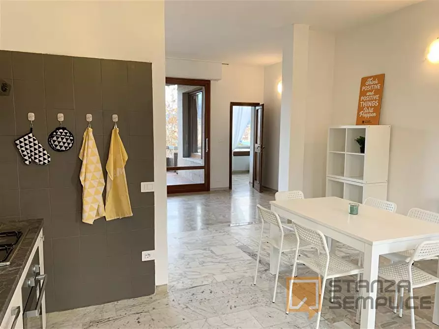 Immagine 16 di Stanza singola in affitto  in VIALE F. REDI 45 a Firenze