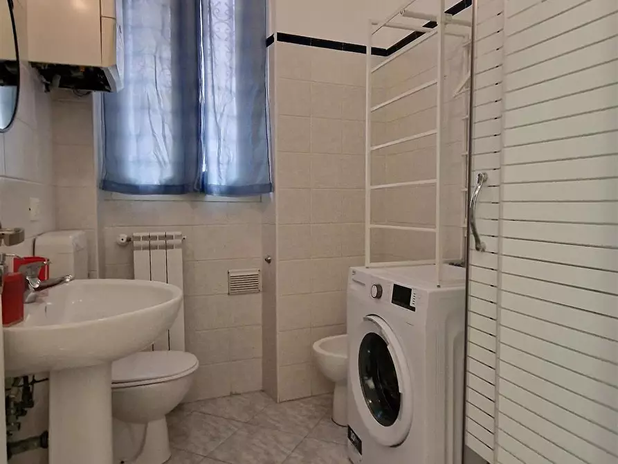 Immagine 19 di Stanza singola in affitto  in Via In Selci, 54 a Roma