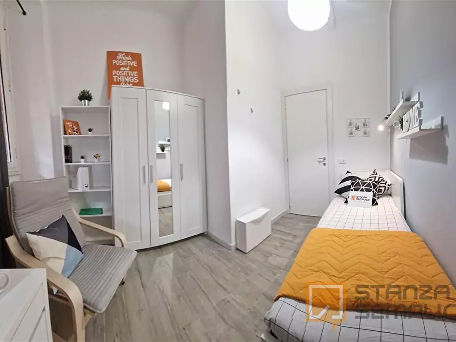 Immagine 10 di Stanza singola in affitto  in Via In Selci, 54 a Roma