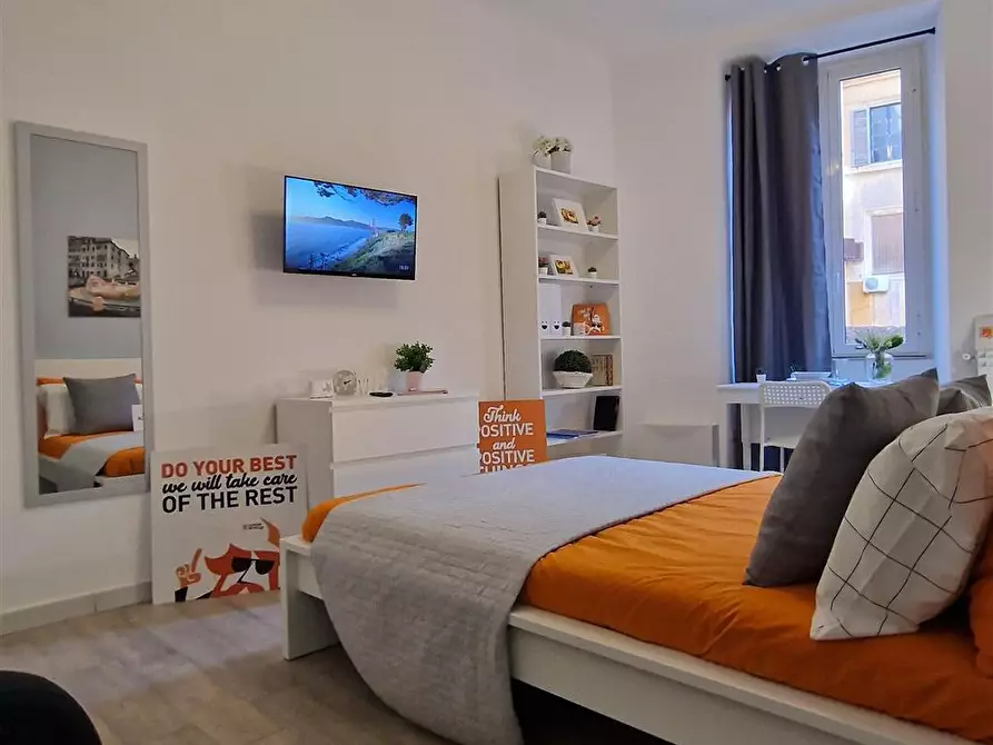 Immagine 5 di Stanza singola in affitto  in Via In Selci, 54 a Roma