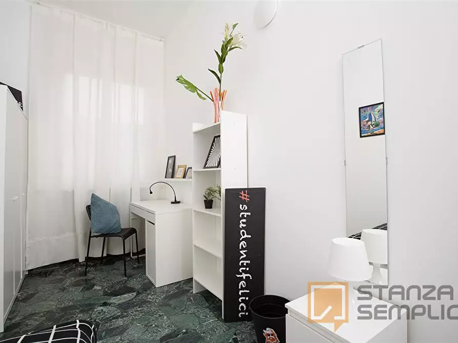 Immagine 2 di Stanza singola in affitto  in CORSO D'AUGUSTO, 108 a Rimini