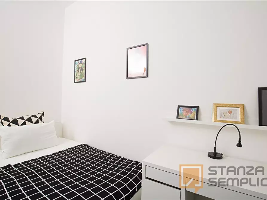 Immagine 3 di Stanza singola in affitto  in Via CORSO D'AUGUSTO, 108 a Rimini