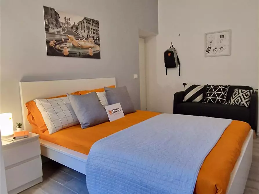 Immagine 11 di Stanza singola in affitto  in Via In Selci, 54 a Roma