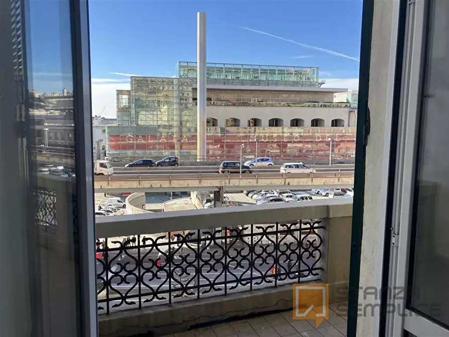 Immagine 3 di Stanza singola in affitto  in VIA GRAMSCI 29/7 a Genova