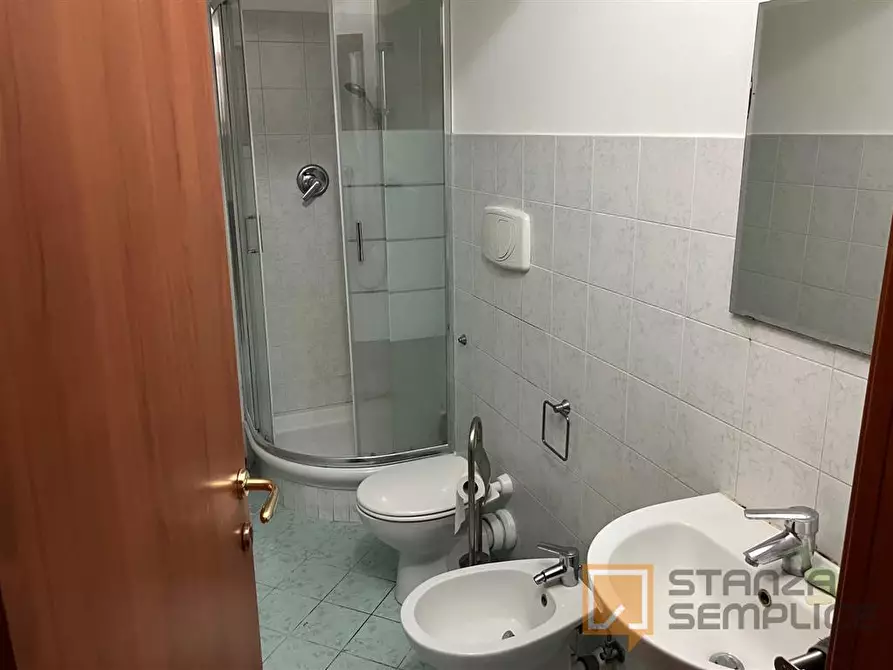 Immagine 3 di Stanza singola in affitto  in VIA GRAMSCI 29/7 a Genova